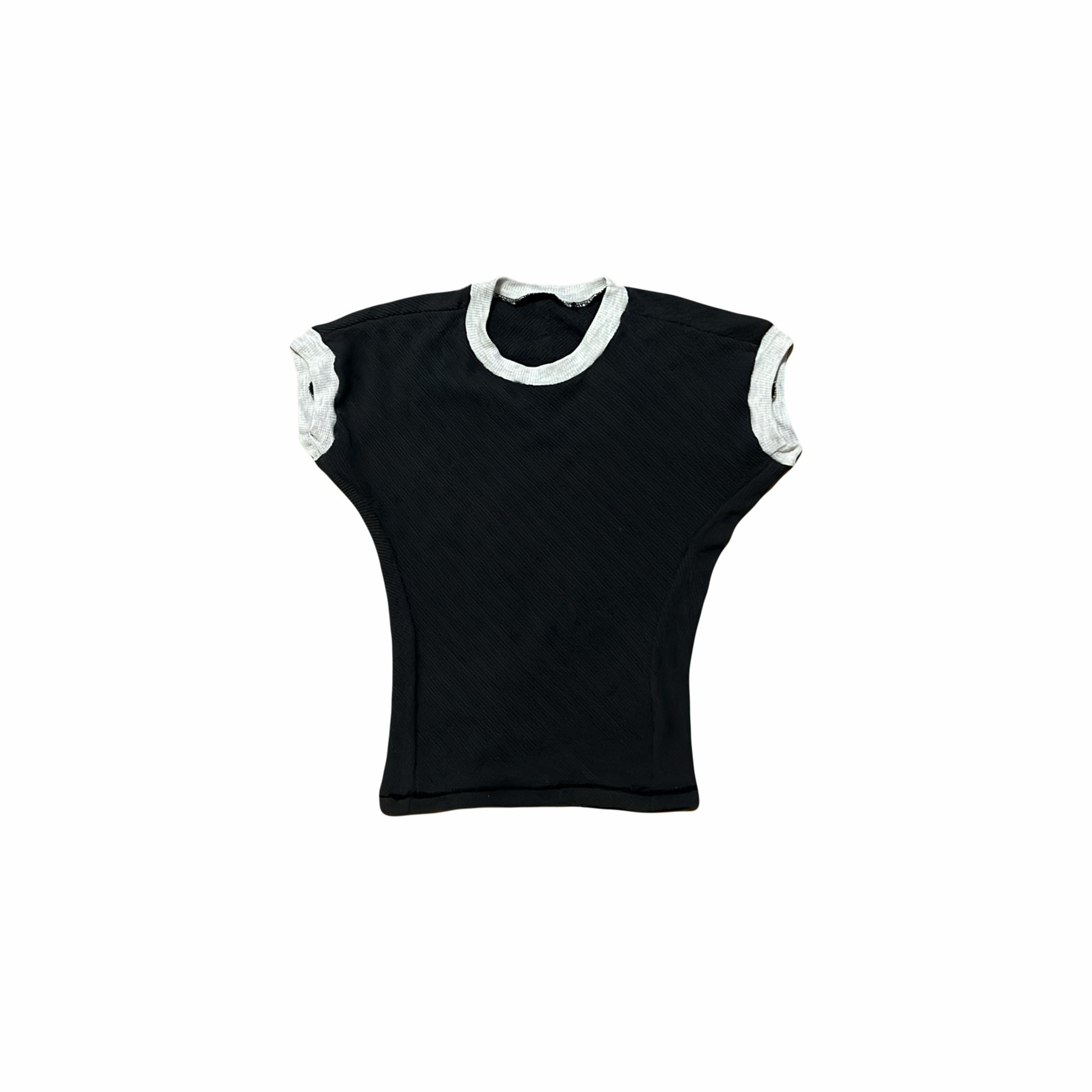 CONTRAST KNIT TOP